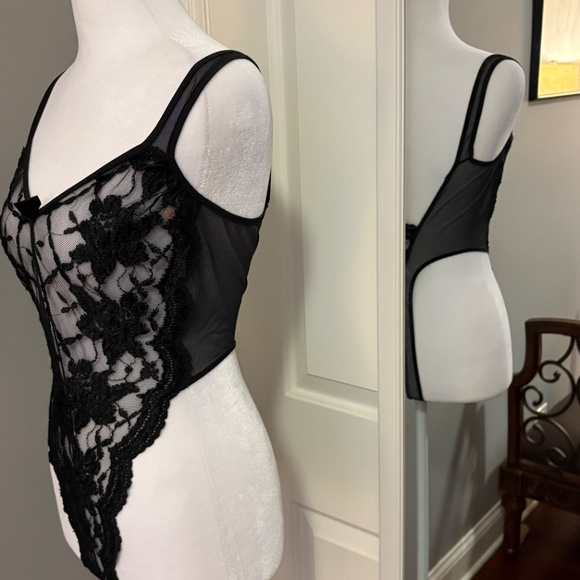 Vintage Victoria's Secret Gold Crown Label Black Lace Bodysuit - Picture 2 of 11